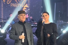 Şəbnəm Tovuzlu Alim Qasımovla muğam oxudu - VİDEO