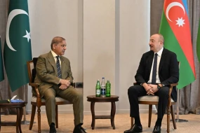 Şahbaz Şərif Prezidenti təbrik etdi