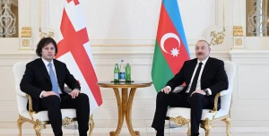İrakli Kobaxidze İlham Əliyevə zəng etdi