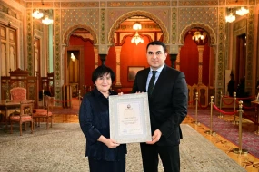 Adil Kərimli akademik Nailə Vəlixanlını ziyarət etdi - FOTOLAR