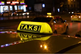 Taksi sürücüsündən oğurluq etdi - Saxlanıldı