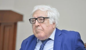 “O pulu aparıb yetim-yesirə verəcəyəm...nə borcuma” -&nbsp;Anar