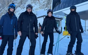 Prezident nəvələri ilə Şahdağda xizək sürdü - FOTOLAR