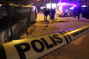 2 bacı evlərində güllələndilər - Türkiyədə DƏHŞƏT&nbsp;