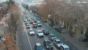 Paytaxtın bu küçələrində sıxlıq var