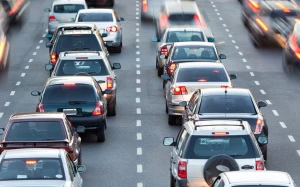 Paytaxtın bu küçələrində sıxlıq var