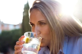 Bədən susuzluğuna səbəb ola bilən içkilər&nbsp;