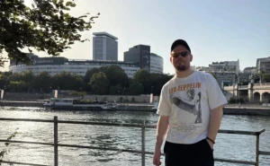 Rusiyalı jurnalist Parisdə müəmmalı şəkildə öldü