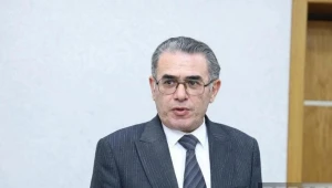 \"Onlayn mediada Azərbaycan dili ilə bağlı problemlər var\" - Natiq Məmmədli