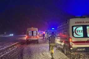 Türkiyədə ağır qəza - 13 yaralı var