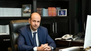 Prezidentin yeni təyin etdiyi sədr kimdir? - DOSYE