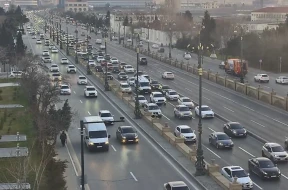 Paytaxtın bu küçələrində sıxlıq var