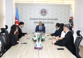 Anar Bağırov vəkil köməkçiləri ilə görüşdü - FOTOLAR