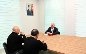 Vüqar Əhmədov vətəndaşları qəbul etdi - FOTO