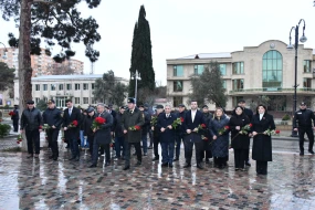 Abşeronda 20 Yanvar faciəsi qurbanları anıldı - FOTOLAR