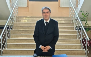 İcra başçısı 21 illik müavini ilə yanaşı onları da işdən çıxardı