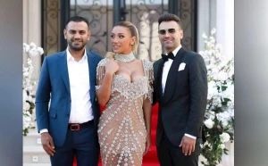 Röya Ayxanın əkiz qardaşları nə işlə məşğuldur?&nbsp;