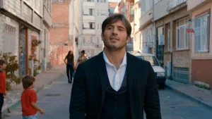 Məşhur türkiyəli aktyordan ETİRAF - \"Atam bir dəfə də olsun...\"