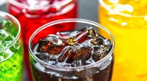 Mağazalarda satılan içkilərə bu maddəni qarışdırdı - Honq-Konqda skandal&nbsp;