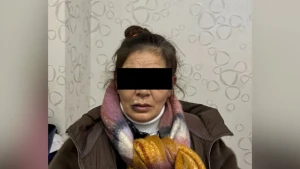 Mənzillərdən oğurluq edən qadın tutuldu - VİDEO