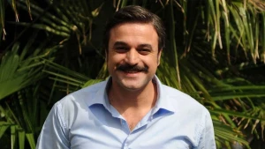 Türkiyənin tanınmış aktyoruna qaraciyər köçürüldü