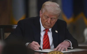 Tramp vacib sərəncam imzaladı - Qaydalar DƏYİŞDİ 