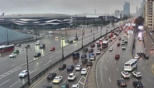 Paytaxtın bu küçələrində sıxlıq var