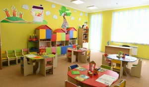 İşləyən valideynlərə NƏZƏRİNƏ - Uşaq bağçaları neçəyə qədər işləməlidir?