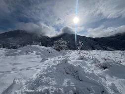 Kəlbəcərə 40 santimetrədək qar yağdı - FOTO/VİDEO