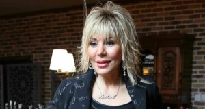 Xalq artistinin həyat yoldaşı işdən çıxarıldı - YENİ TƏYİNAT