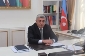 İcra başçısı 2 vəzifəli şəxsi işdən çıxardı