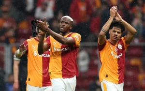 “Qalatasaray” “Yuventus”u darmadağın etdi