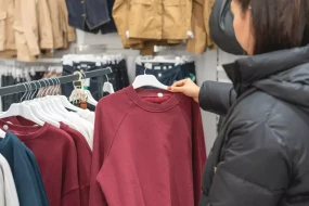 Məşhur geyim mağazası bağlanır 