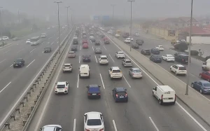 Paytaxtın bu küçələrində sıxlıq var