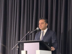 “2900-dən çox təhsil müəssisəsi internet şəbəkəsi ilə təmin olunub” - Vüsal Xanlarov 