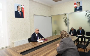 Vüqar Əhmədov Qəbələdə vətəndaşları qəbul etdi