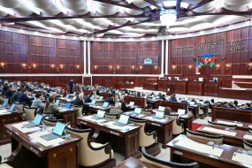 Milli Məclisin iclası başlayıb - Gündəlikdə 9 məsələ var