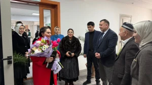 Tanınmış aparıcı rəsmi dəvət ilə Özbəkistanda səfərdə olub - FOTOLAR
