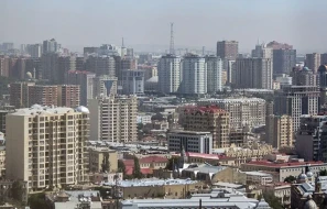 Bakıda 8-ci mərtəbədən yıxılan oğlan öldü&nbsp;