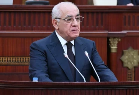 Baş nazir Əli Əsədov parlamentə GƏLİR
