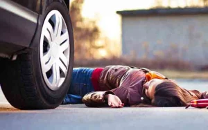 Gəncədə 65 yaşlı qadını avtomobil vurdu