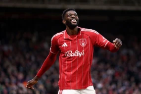 İngiltərə nəhəngi Sanqareni istəyir