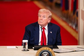 Trampdan İranın Hörmüz boğazını minalaması xəbərinə MÜNASİBƏT