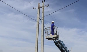 Bir sıra kəndlərdə elektrik şəbəkəsi yenilənir - VİDEO