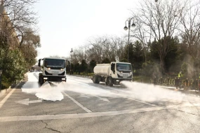 Bu gün Bakıda 537 küçə yuyuldu - FOTOLAR