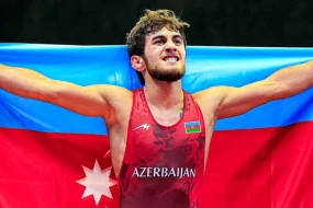 Güləşçimiz Serbiyada qızıl medal qazandı