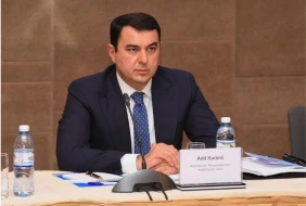 \"İxtisasını bilməyən müəllimlər var\" - Adil Kərimli