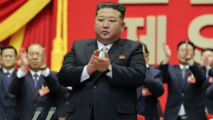 Kim Conq Un hərbi dəstəyin bəhrəsini gördü - 15 milyard qazandı