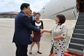 Sahibə Qafarova Çinə getdi