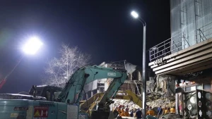 Bina çökdü - 7 nəfər həlak oldu